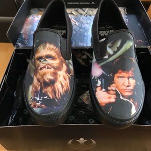 Men’s NEW Size 11 Star Wars Chewie & Han Slip-Ons